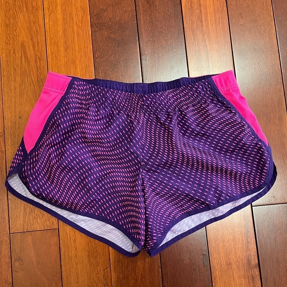 Xersion semi fit shorts size medium